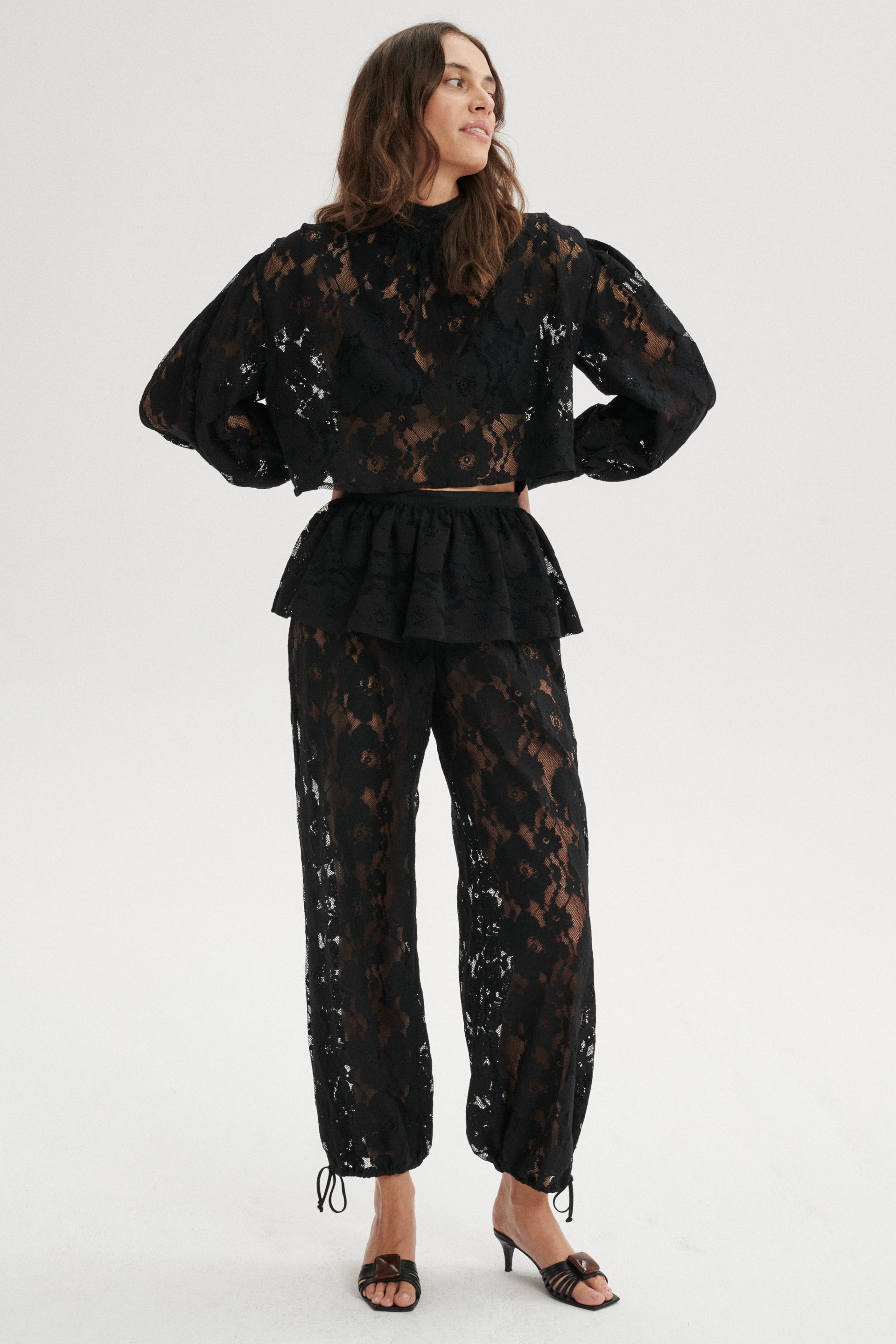 Eden Lace Baloon Pants With Detachable Peplum