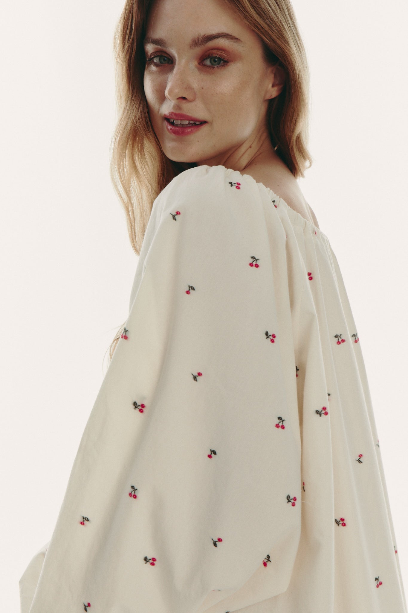 Rose - cream