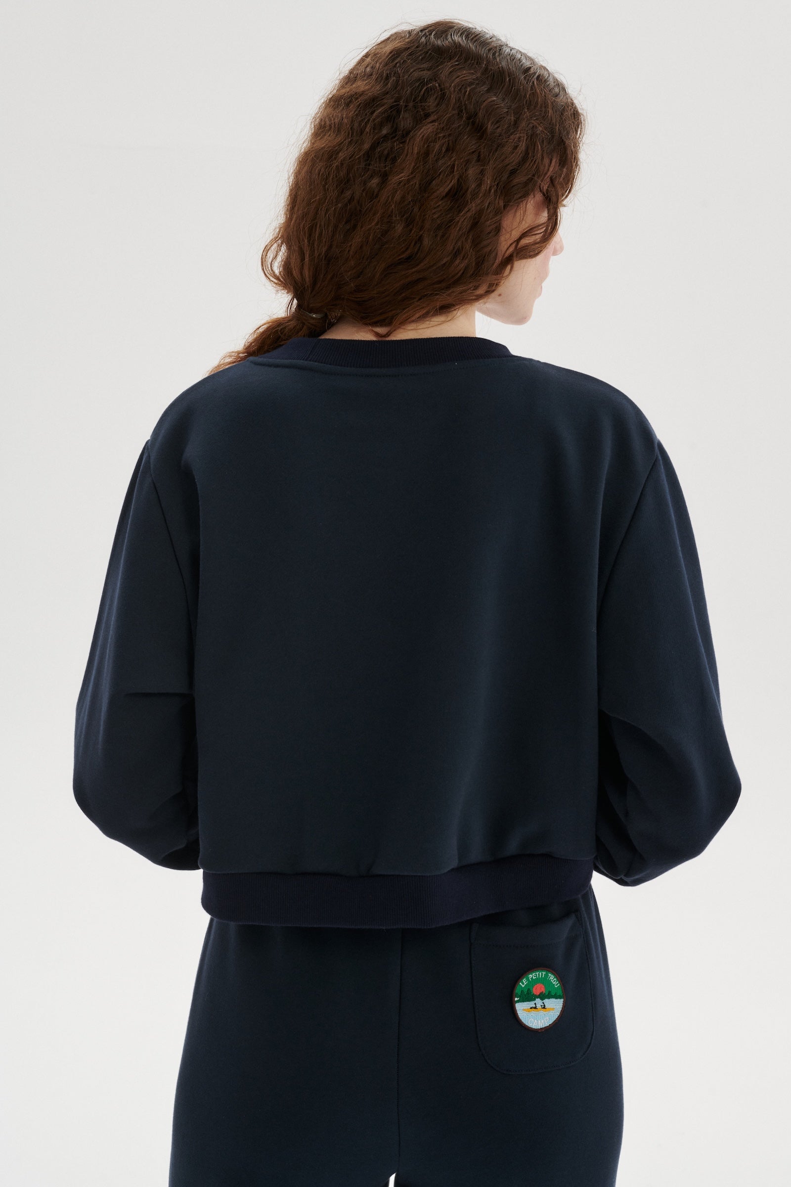 Camp Organic Cotton Cropped Sweatshirt