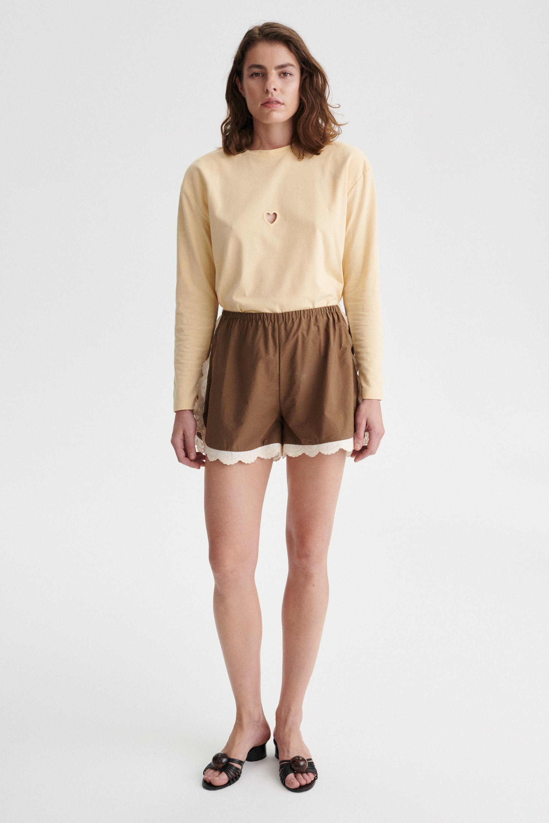 Claude Organic Cotton Shorts With Ruffle Hem