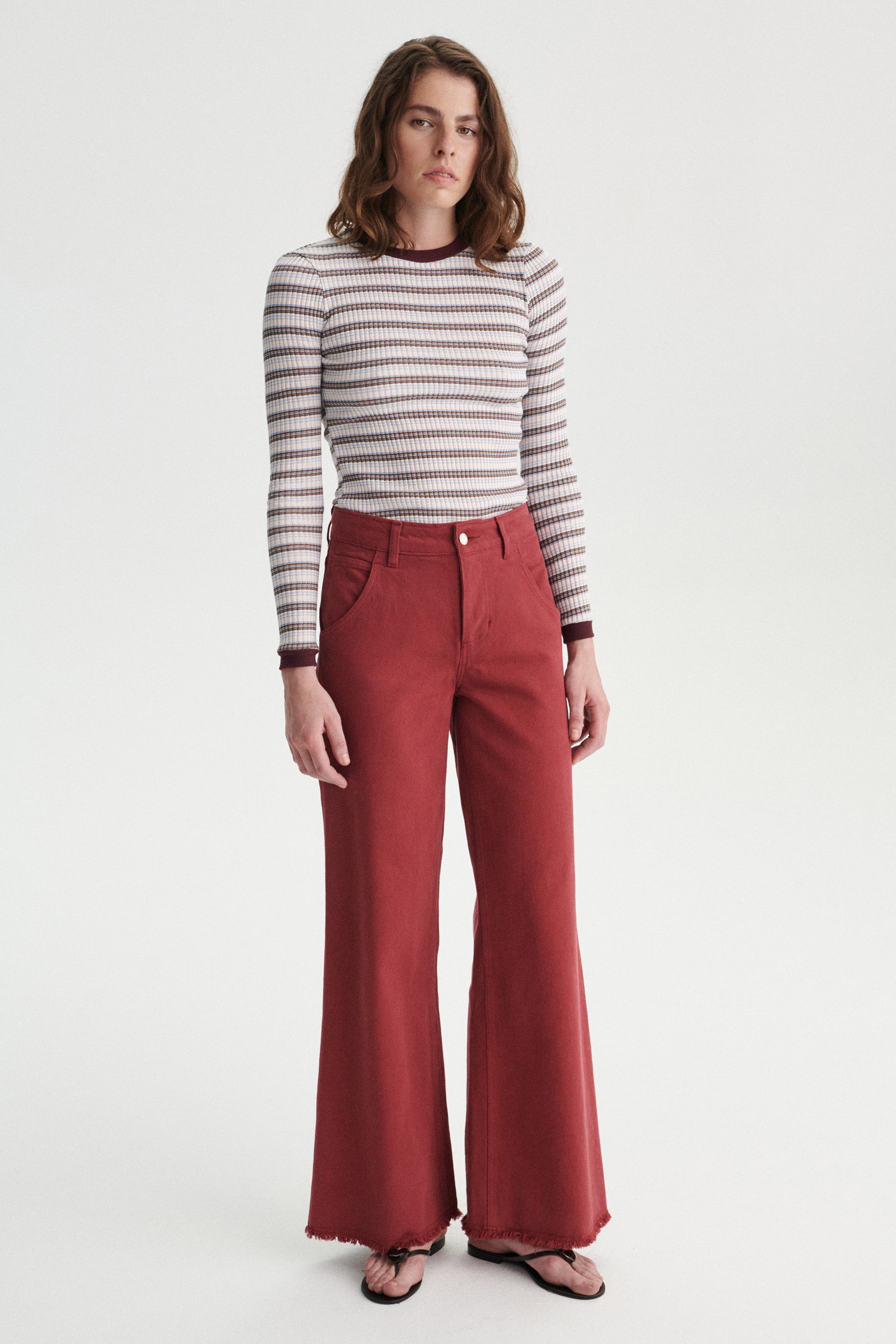 Fabrice Loose-Fit Jeans with Frayed Hem