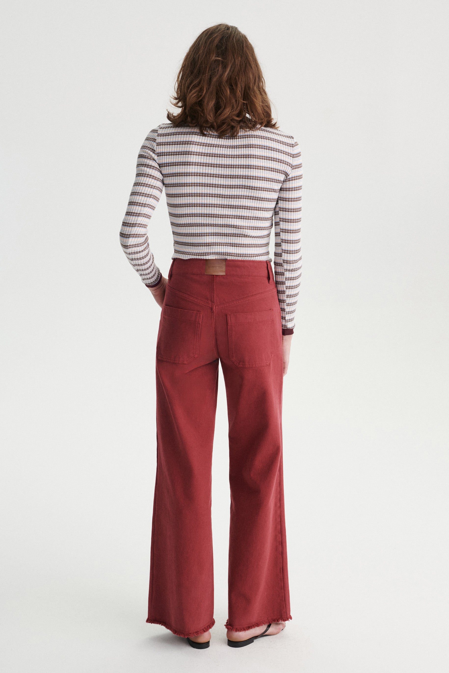 Fabrice Loose-Fit Jeans with Frayed Hem